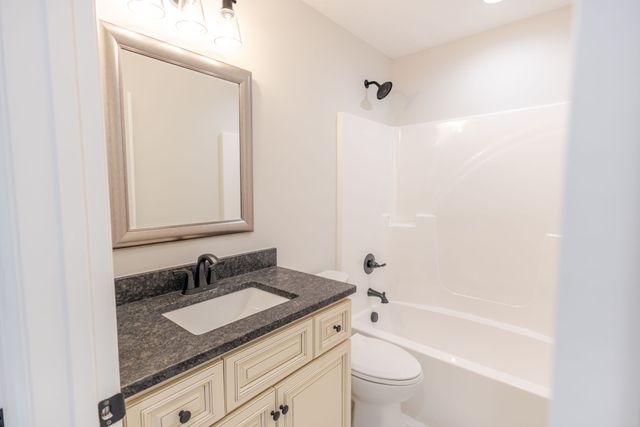 606 Shadow Dr, Shelbyville, TN 37160