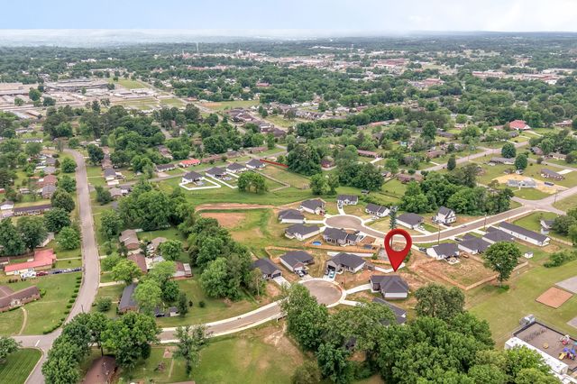 606 Shadow Dr, Shelbyville, TN 37160