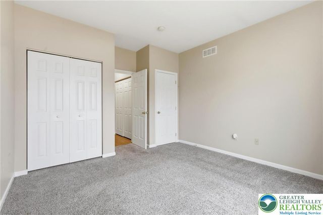 2022 Mercer Way, Forks Twp, PA 18040