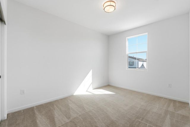 3168 Splendor Dr, Lincoln, CA 95648