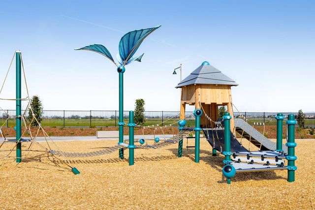 3168 Splendor Dr, Lincoln, CA 95648