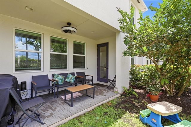 5169 Willow Creek Drive, Westlake, FL 33470