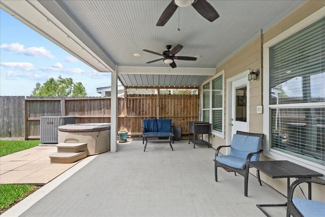 838 San Jacinto Circle, Baytown, TX 77521