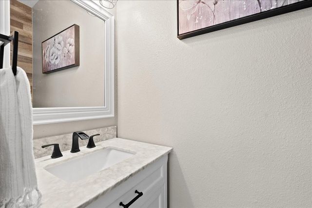 838 San Jacinto Circle, Baytown, TX 77521
