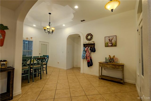 640 S Mile 2 W, Mercedes, TX 78570