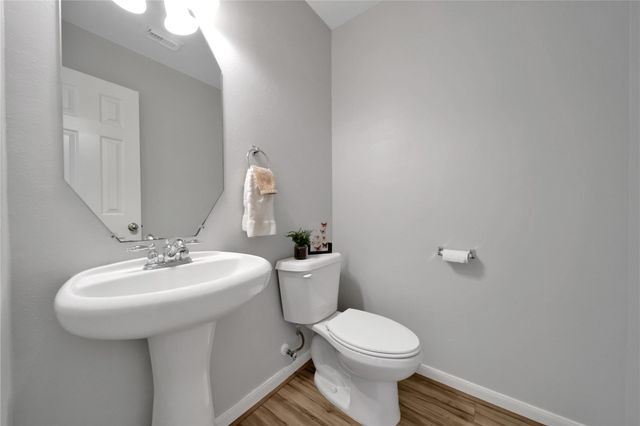 28634 Hidden Cove Drive, Magnolia, TX 77354
