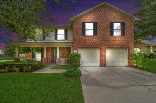 28634 Hidden Cove Drive, Magnolia, TX 77354