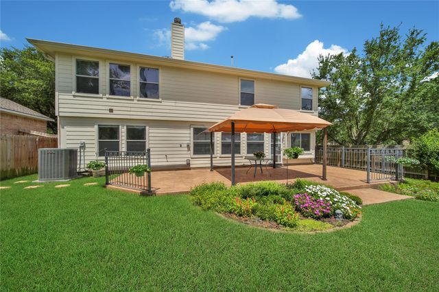 28634 Hidden Cove Drive, Magnolia, TX 77354