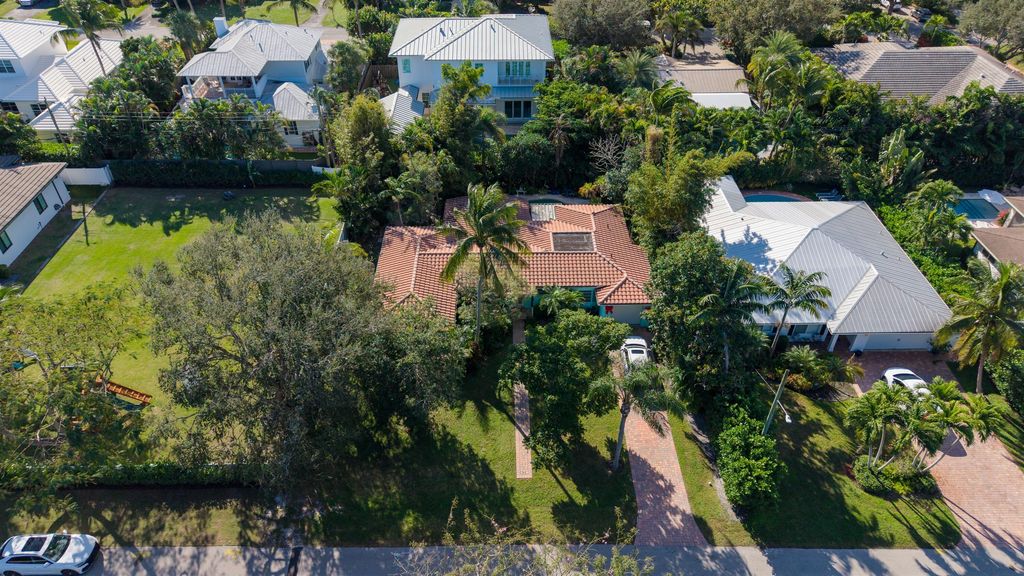 302 NW 17th Street, Delray Beach, FL 33444