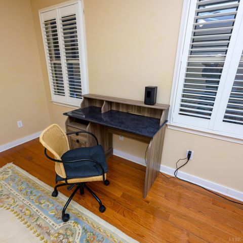 424 Cambridge Drive, Lynchburg, VA 24502