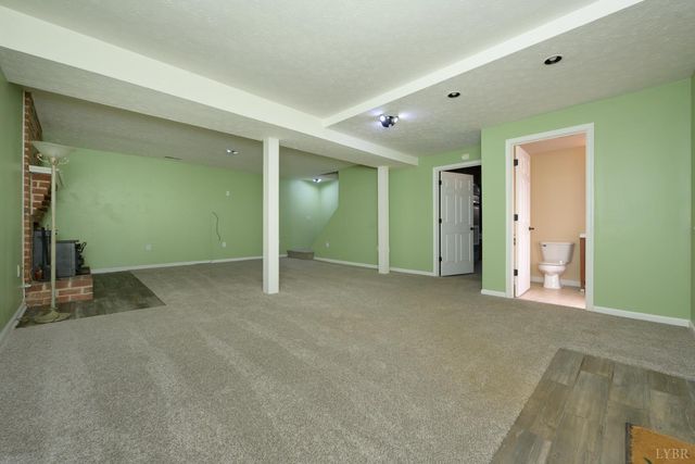 424 Cambridge Drive, Lynchburg, VA 24502