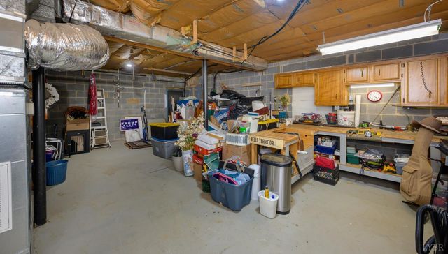 424 Cambridge Drive, Lynchburg, VA 24502