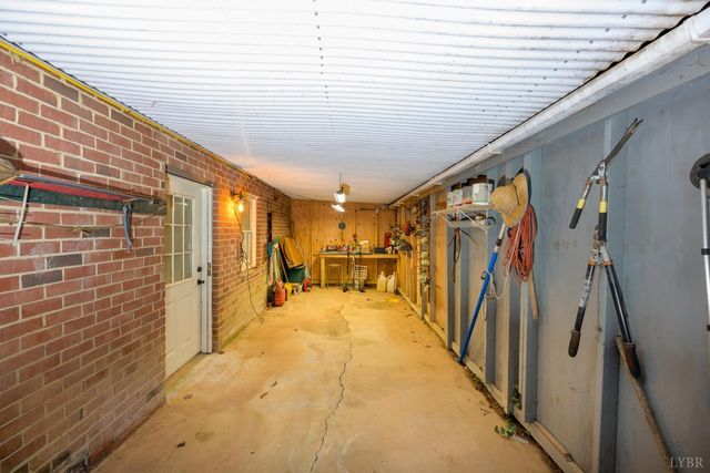 424 Cambridge Drive, Lynchburg, VA 24502