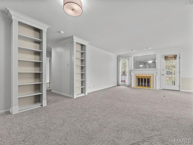 207 Ambridge Court 101, Chesterfield, MO 63017