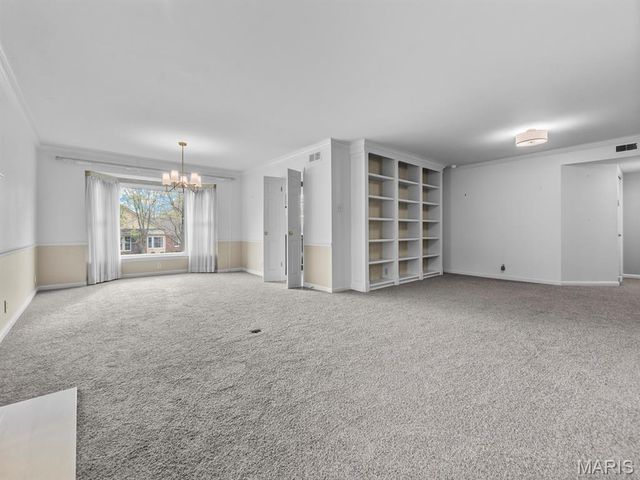 207 Ambridge Court 101, Chesterfield, MO 63017