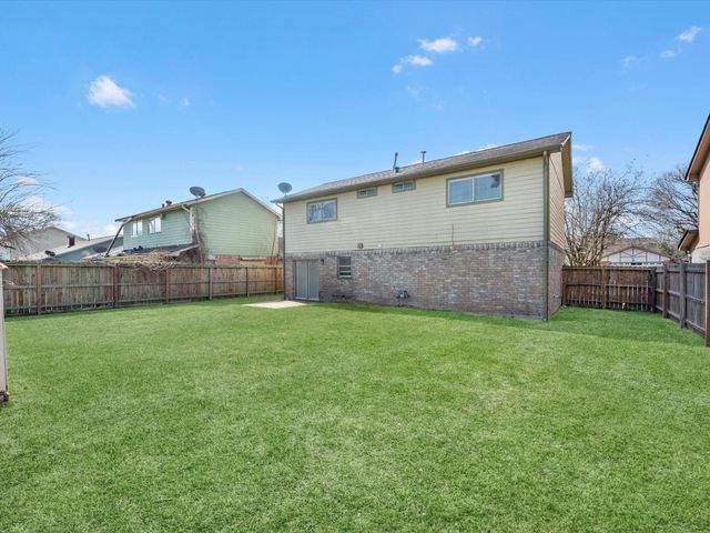 19918 Bambiwoods Drive, Humble, TX 77346