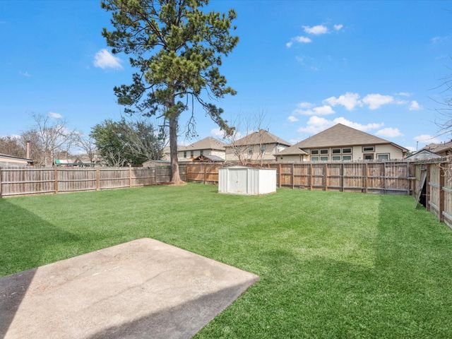 19918 Bambiwoods Drive, Humble, TX 77346