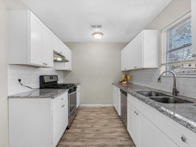 19918 Bambiwoods Drive, Humble, TX 77346