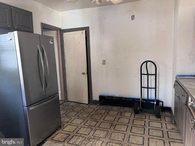 320 COMPANY ST, Lawnside, NJ 08045