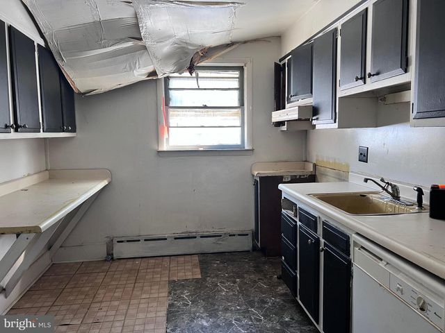 320 COMPANY ST, Lawnside, NJ 08045