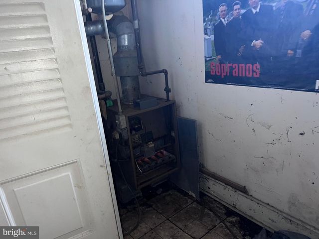 320 COMPANY ST, Lawnside, NJ 08045