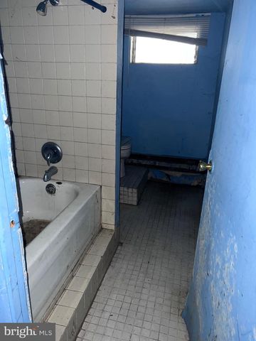 320 COMPANY ST, Lawnside, NJ 08045