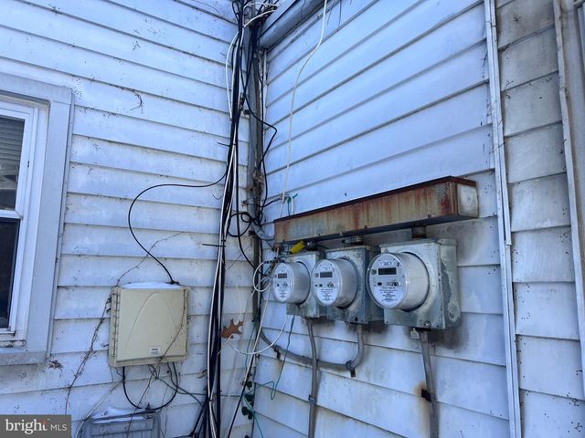 320 COMPANY ST, Lawnside, NJ 08045