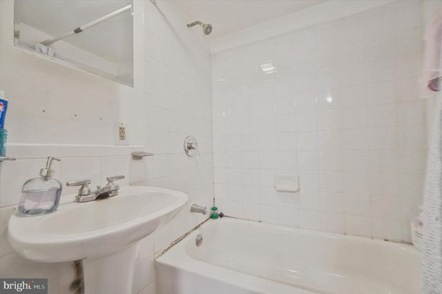 3113 11TH ST NW, Washington, DC 20010