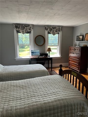 4937 West Seneca, Onondaga, NY 13215