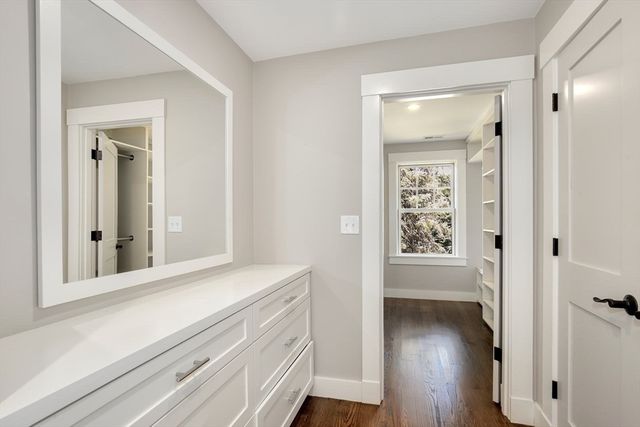 7 Park St, Lexington, MA 02421