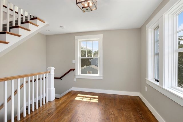 7 Park St, Lexington, MA 02421