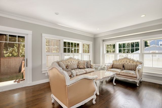 7 Park St, Lexington, MA 02421