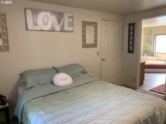 1517 Ne NEWTON CREEK Dr, Roseburg, OR 97470