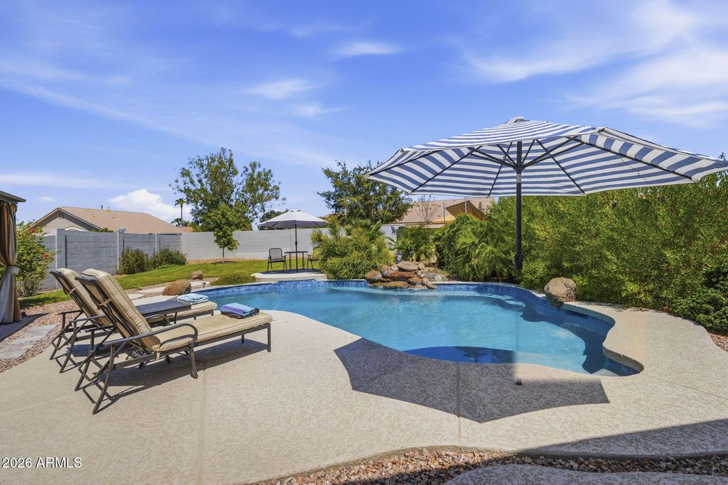 1442 E SHANNON Street, Chandler, AZ 85225 — photo 5