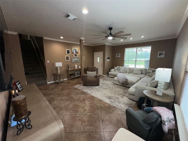 22207 Holly Branch Drive, Tomball, TX 77375