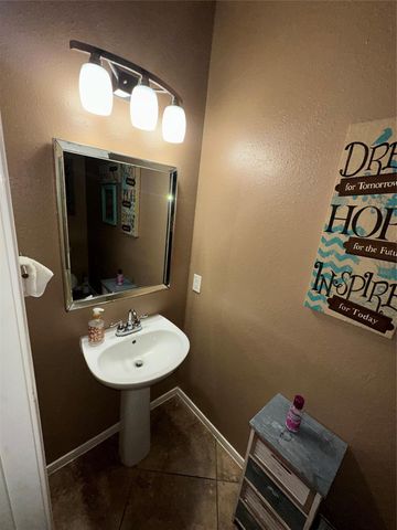 22207 Holly Branch Drive, Tomball, TX 77375