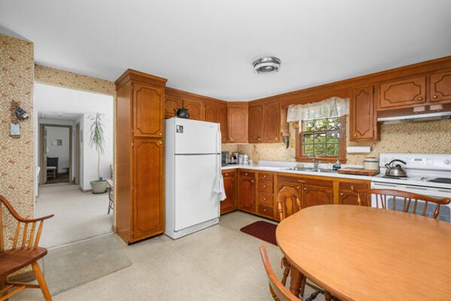 59 Beverly Road, West Yarmouth, MA 02673