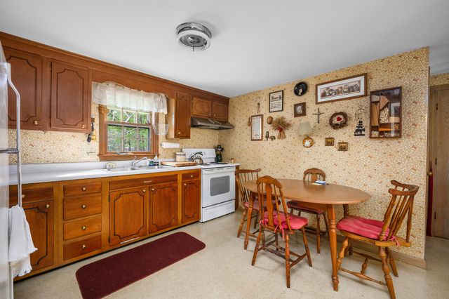 59 Beverly Road, West Yarmouth, MA 02673