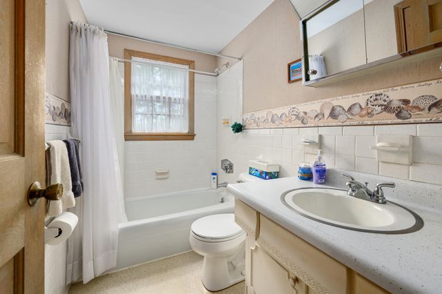 59 Beverly Road, West Yarmouth, MA 02673
