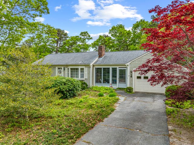 59 Beverly Road, West Yarmouth, MA 02673