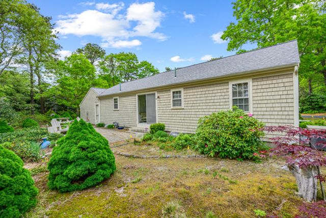 59 Beverly Road, West Yarmouth, MA 02673
