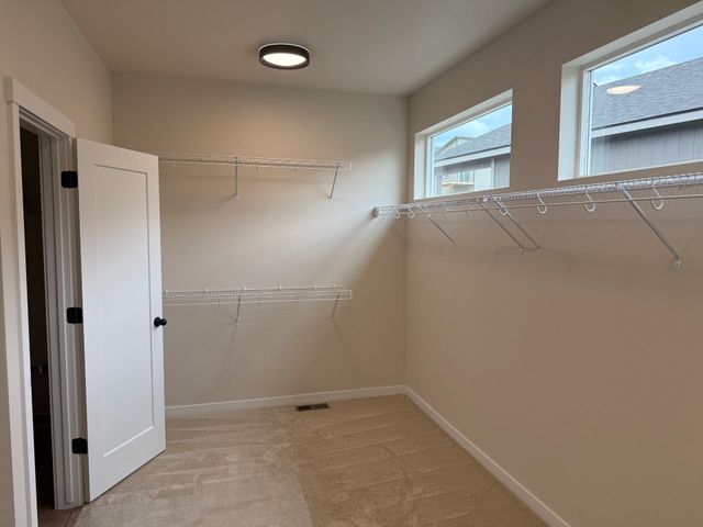 3209 S Custer Ln, Spokane, WA 99223