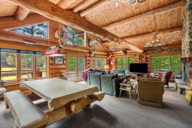 N10226 County Road 356, Daggett, MI 49821