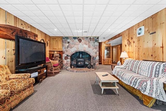 N10226 County Road 356, Daggett, MI 49821