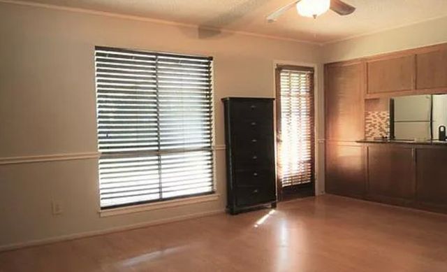 4649 Highgrove Drive, Fort Worth, TX 76132