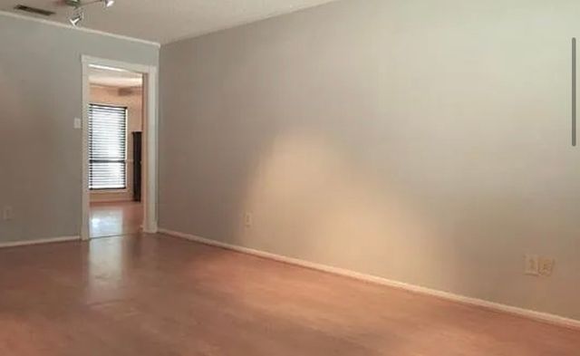 4649 Highgrove Drive, Fort Worth, TX 76132