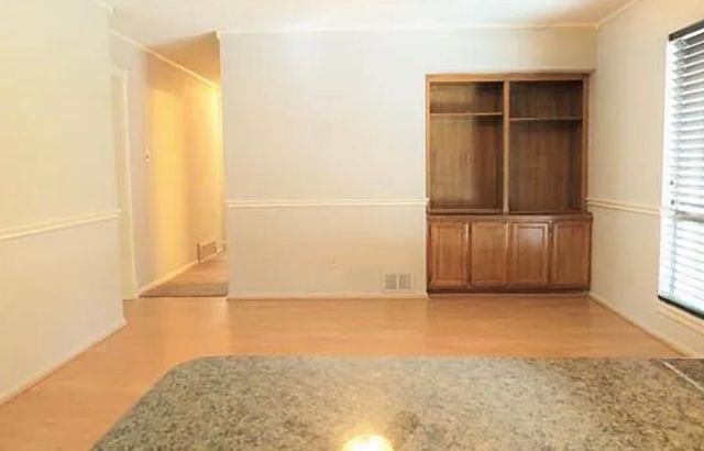 4649 Highgrove Drive, Fort Worth, TX 76132