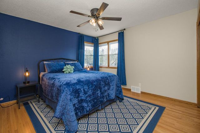 4812 Jersey Avenue N, Crystal, MN 55428