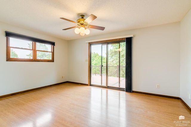 2020 Somerset Square, Manhattan, KS 66503