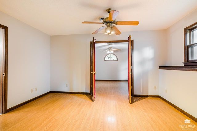 2020 Somerset Square, Manhattan, KS 66503